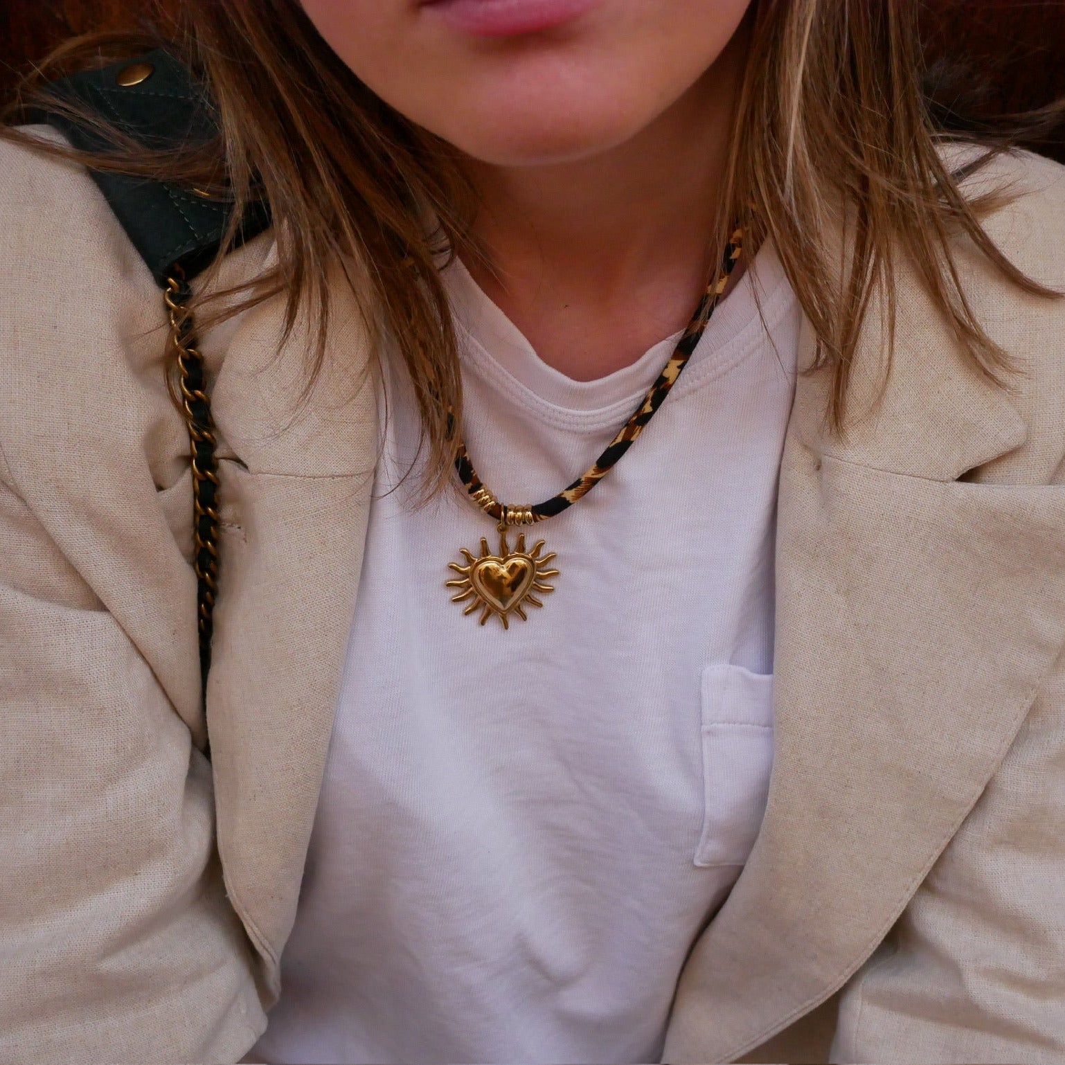 Collier cœur cordon