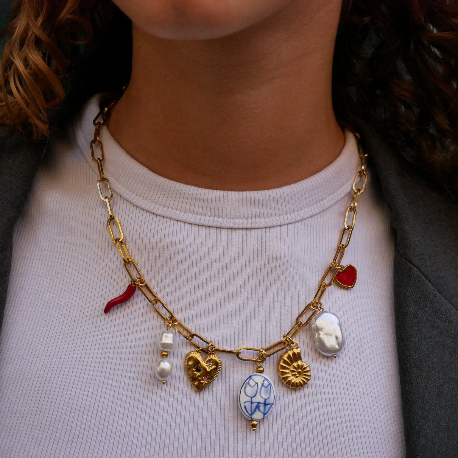 Collier charmes