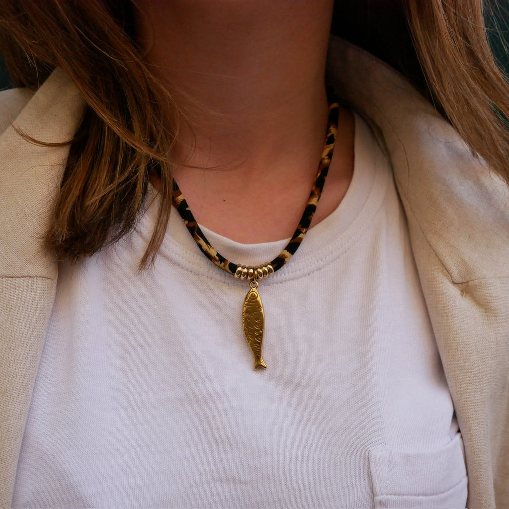Collier cordon Fish