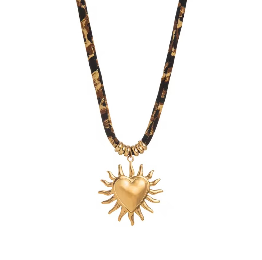 Collier cœur cordon